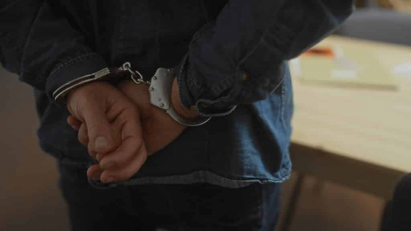 Спортсменов-вымогателей прилюдно задержали в Уральске