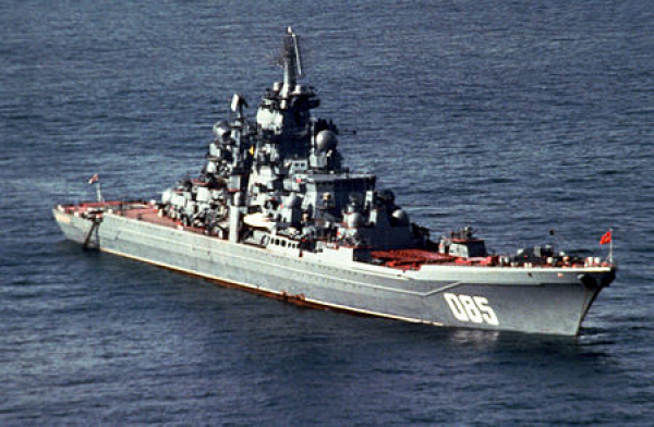 АиФ: Суперкрейсер России, который назван плавучей крепостью, вышел в море