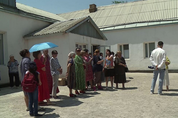 Против сноса школы-лицея выступили родители в Казыгуртском районе