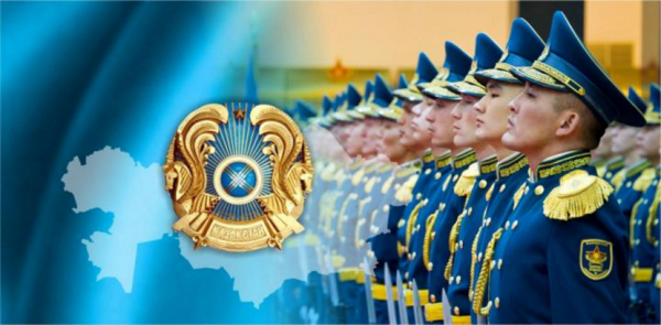 Токаев поздравил с Днем защитника Отечества