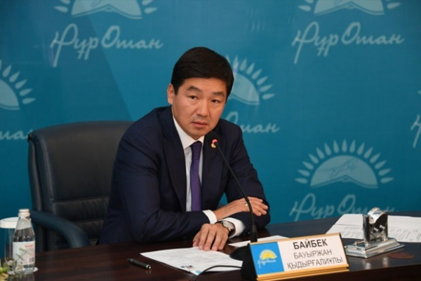 Хороший, плохой, прежний: За что алматинцы будут помнить Байбека?