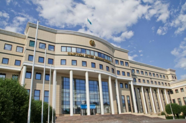 Телефонный разговор Назарбаева и Лукашенко прокомментировали в МИД РК