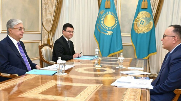Токаев поручил главе "Казахтелекома" решить проблемы с качеством связи