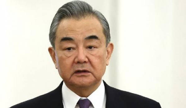 Ван И, говоря о позиции Пекина по Ирану, вспомнил древнекитайскую пословицу