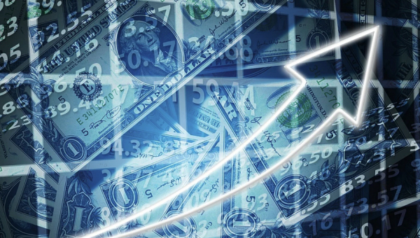 В марте ожидается принятие решения о схеме объединения потенциалов KASE и AIX